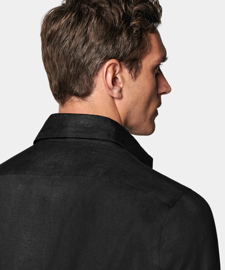 Camisa negra corte Slim