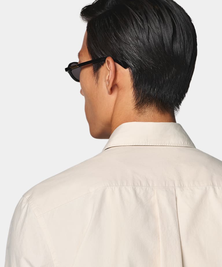 Camisa marr&oacute;n claro de algod&oacute;n