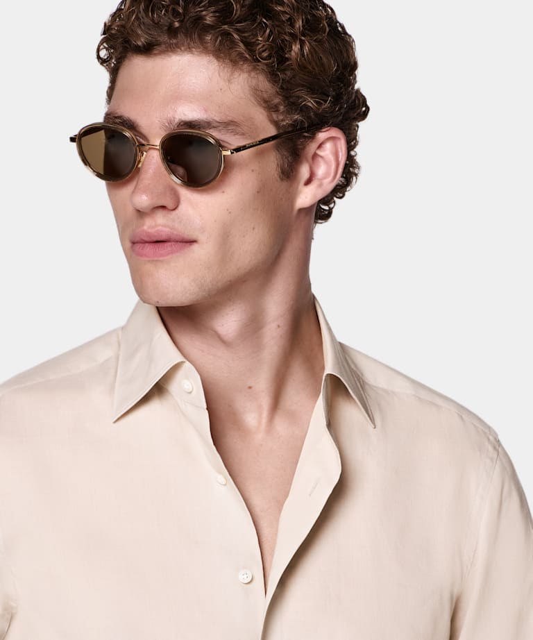 Camisa marr&oacute;n claro de algod&oacute;n