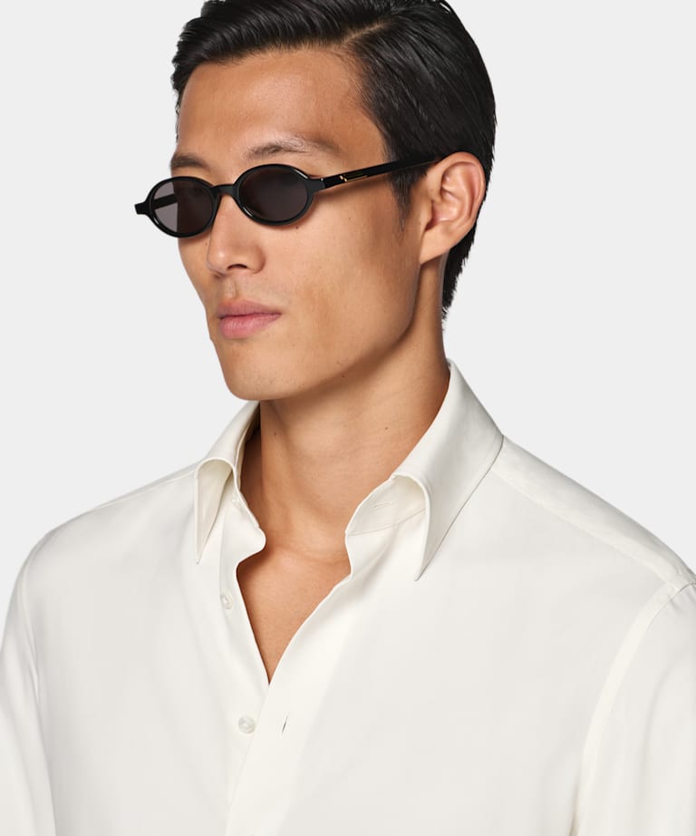 Off-White Point Collar Shirt