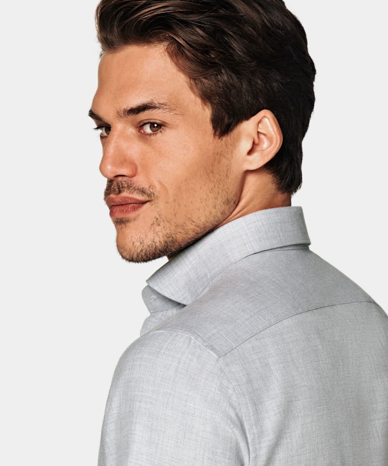 Camisa gris claro corte Slim