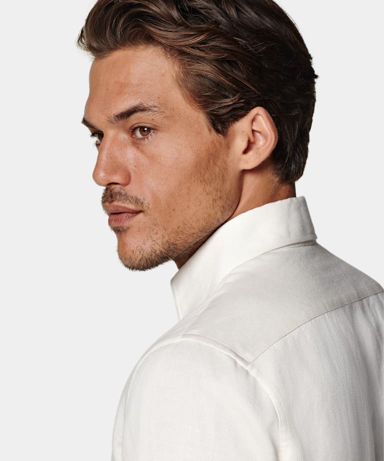 Camisa color crudo corte Slim