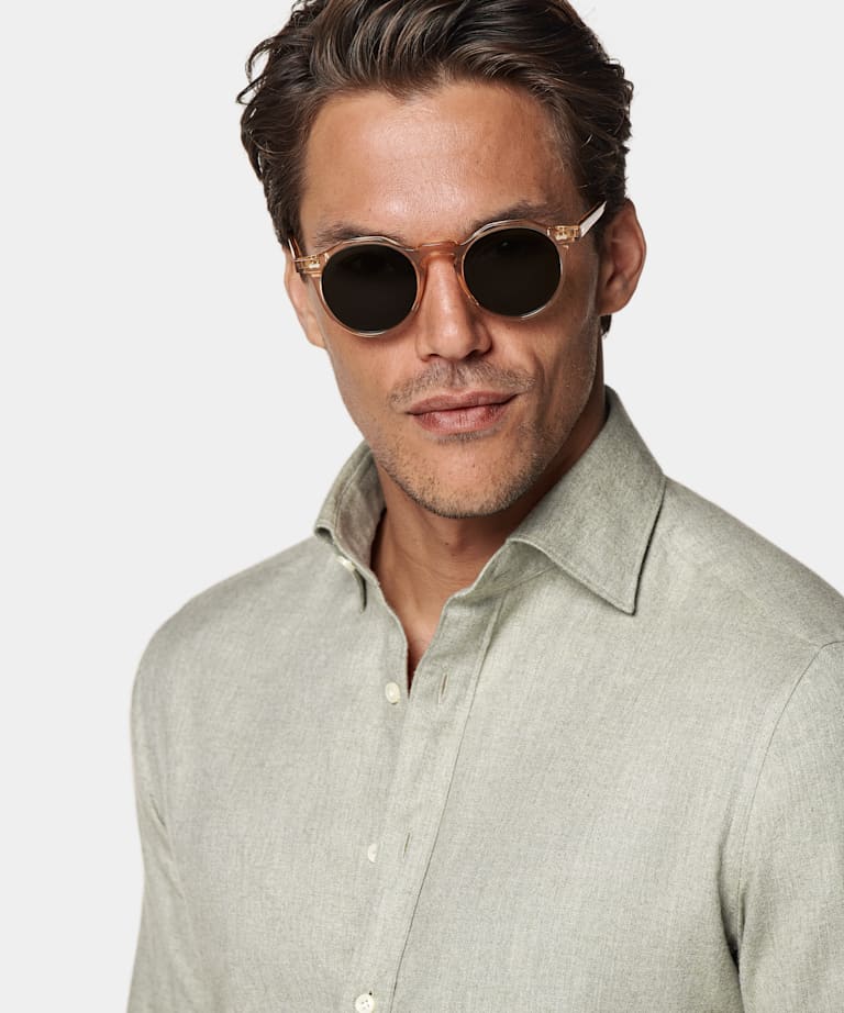 Camisa verde claro corte Tailored