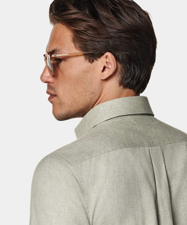 Camisa verde claro corte Tailored