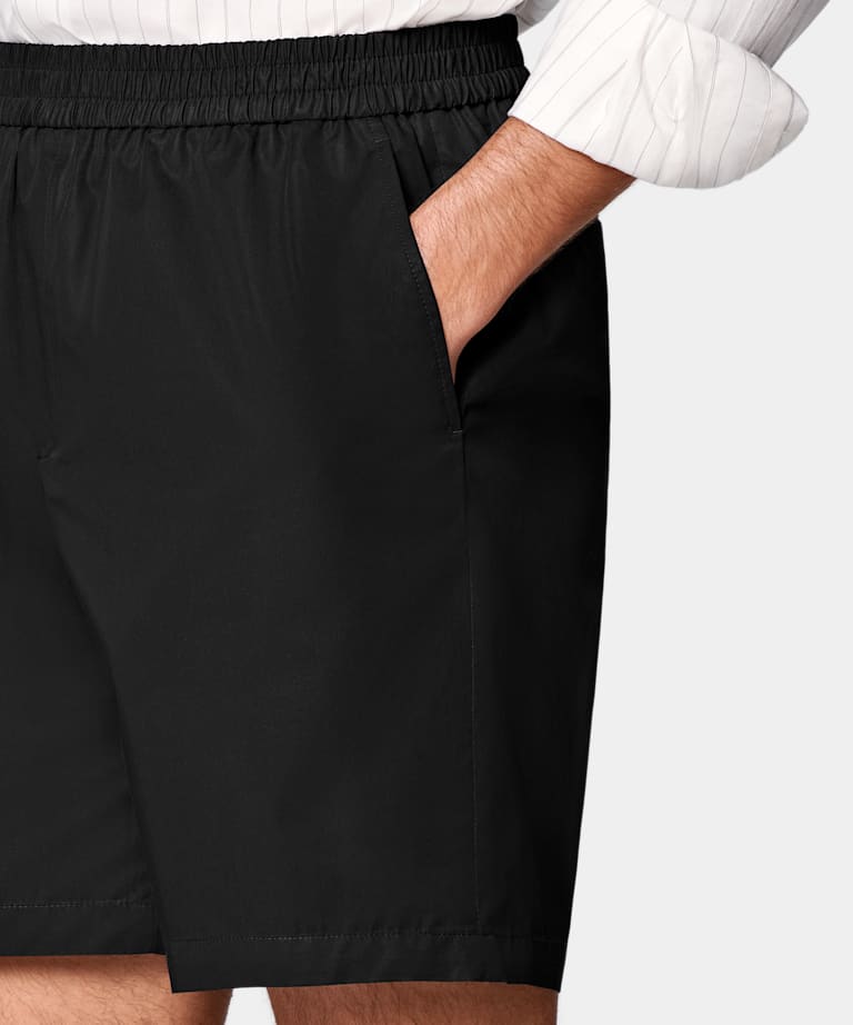 Short Straight Leg noir