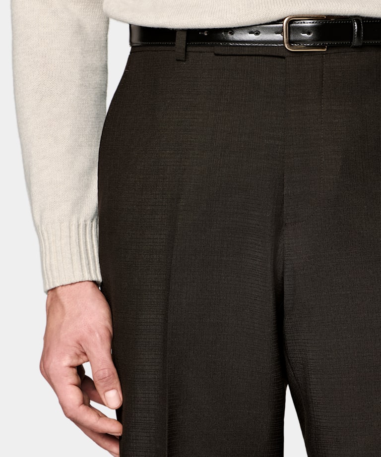 Garnitur Milano tailored fit ciemnobrązowy