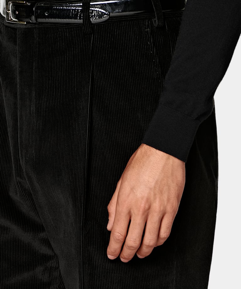 Black Relaxed Fit Roma Suit