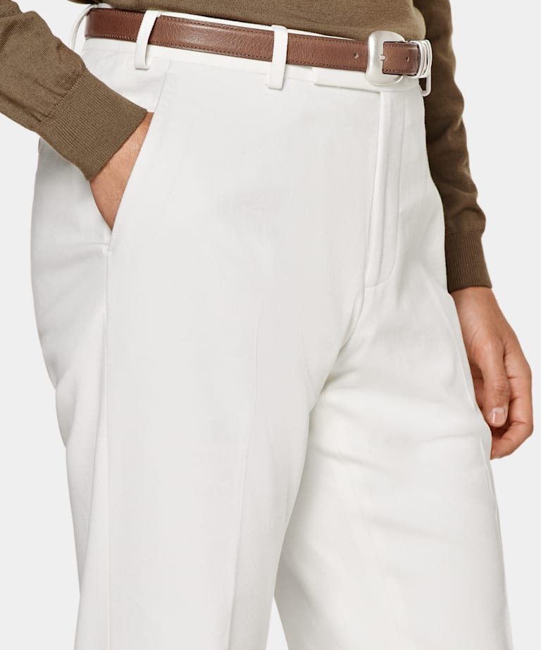 Pantalones color crudo Straight Leg