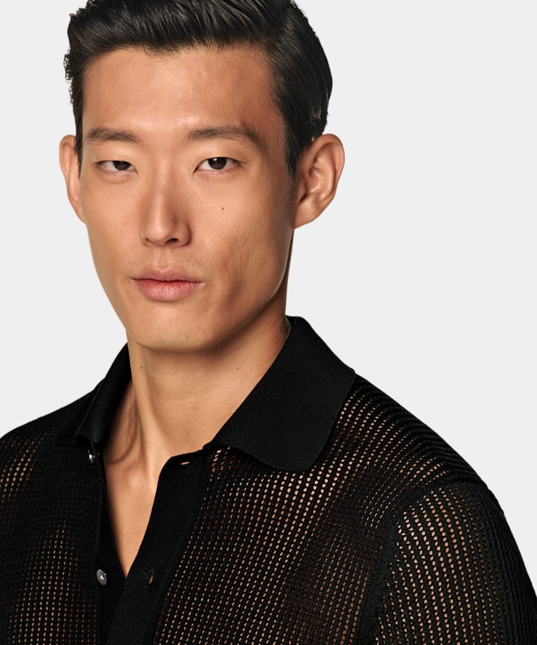 Polo de crochet negro