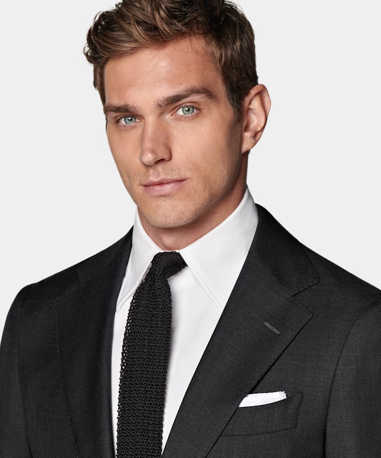 Dark Grey Tailored Fit Havana Suit