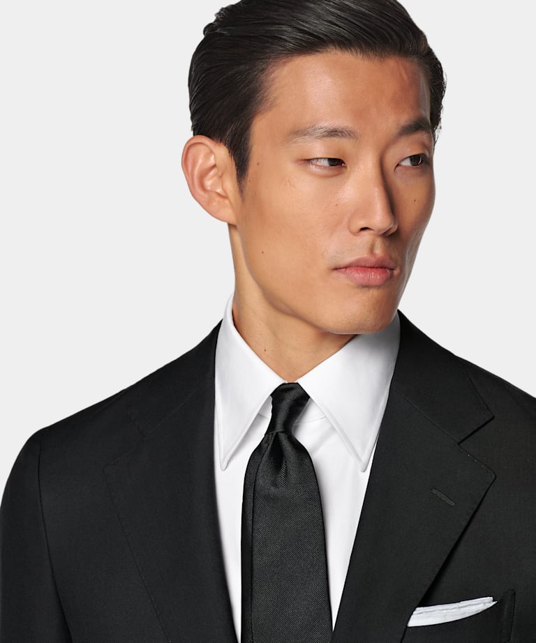 Traje Havana negro corte Tailored