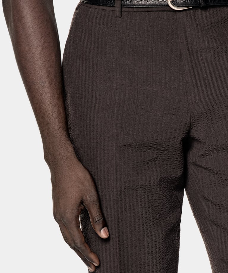 Traje Roma marrón oscuro corte Relaxed