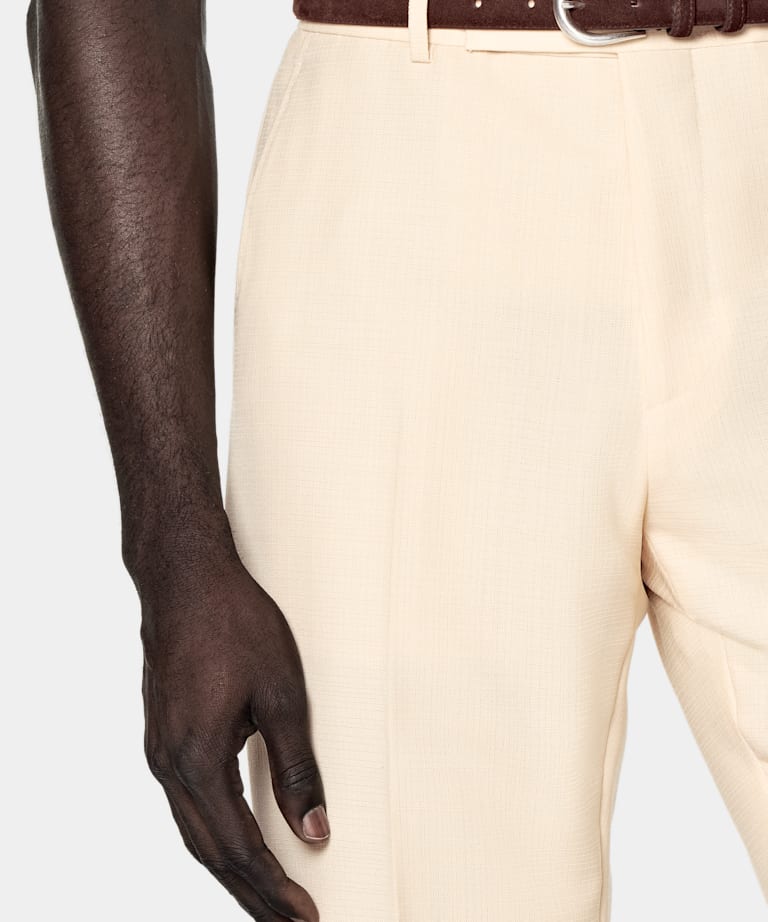 Traje Milano amarillo claro corte Tailored