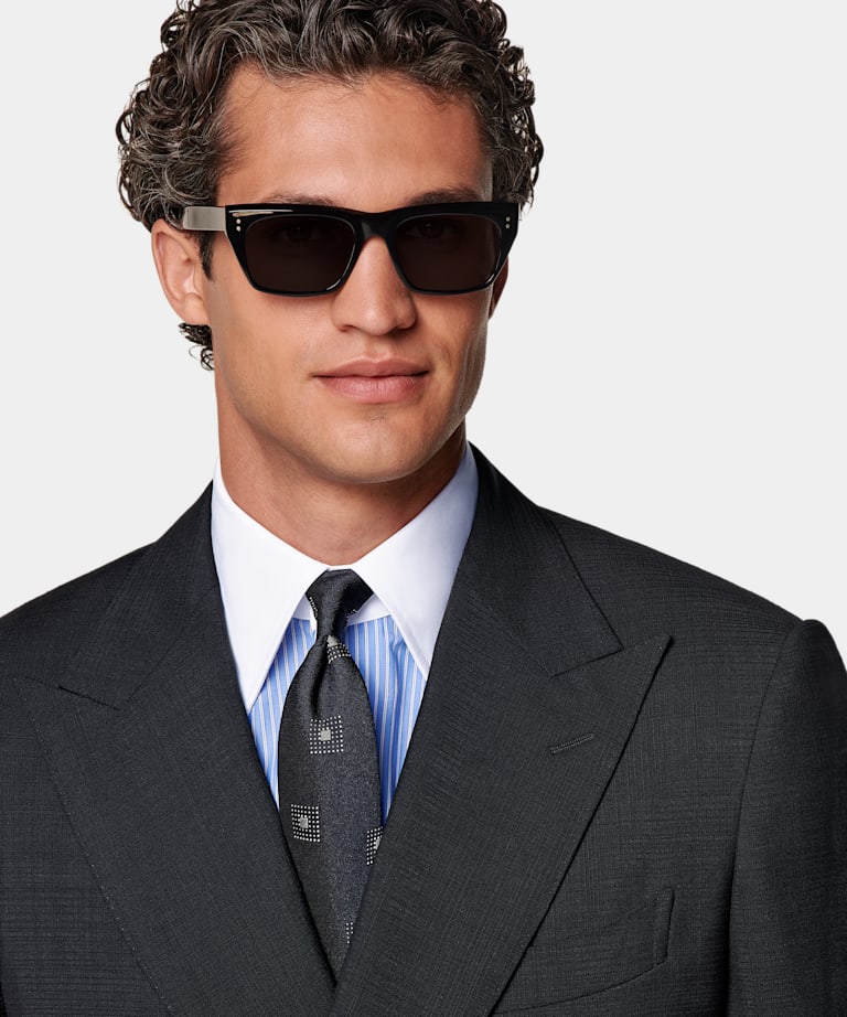 Garnitur Milano tailored fit granatowy