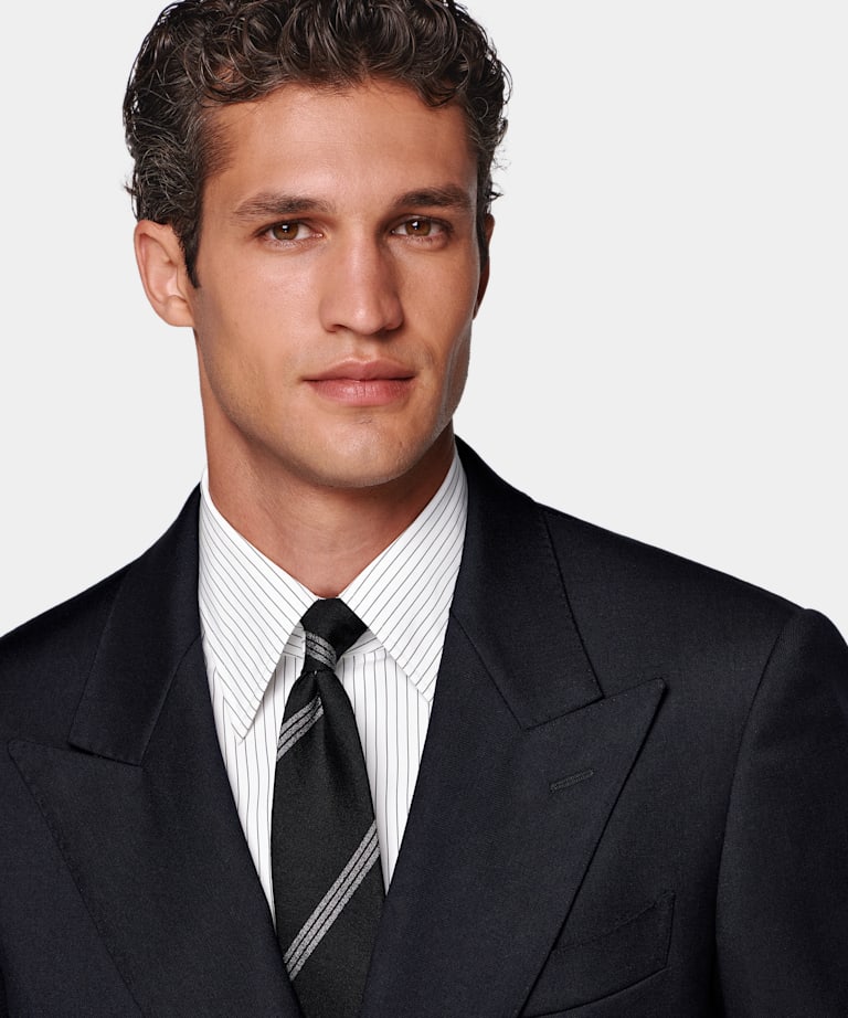 Navy Relaxed Fit Roma Suit