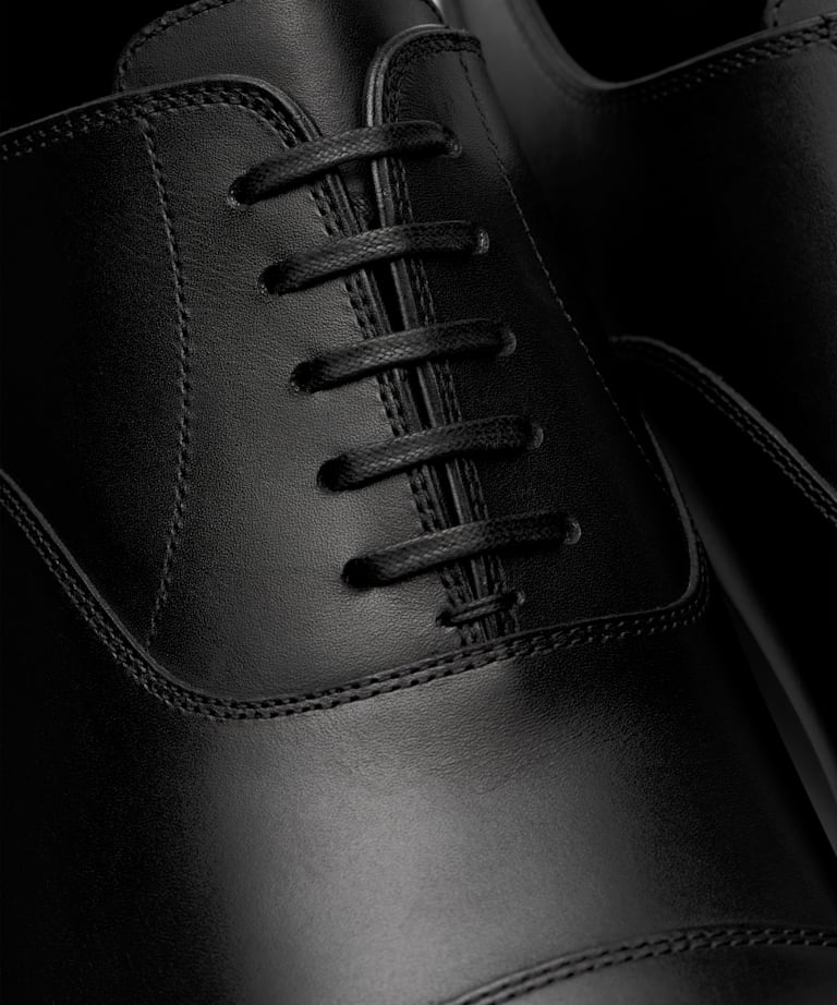 Black Oxford