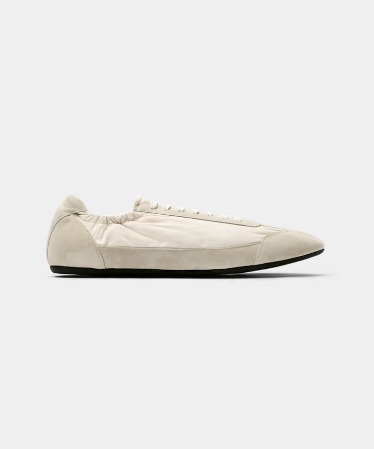 Sneaker color panna