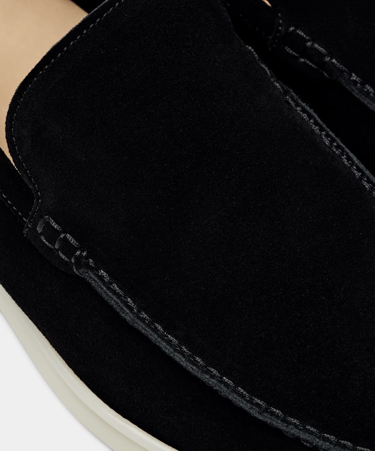 Mocasines negros