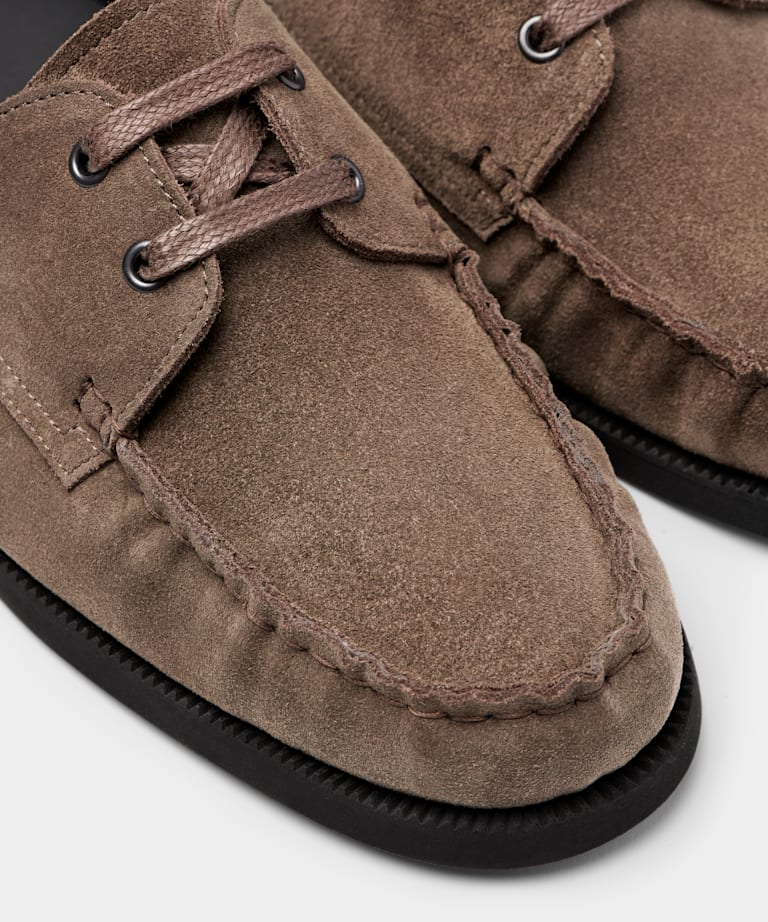 Zapatos náuticos gris topo