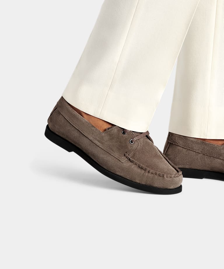 Zapatos náuticos gris topo