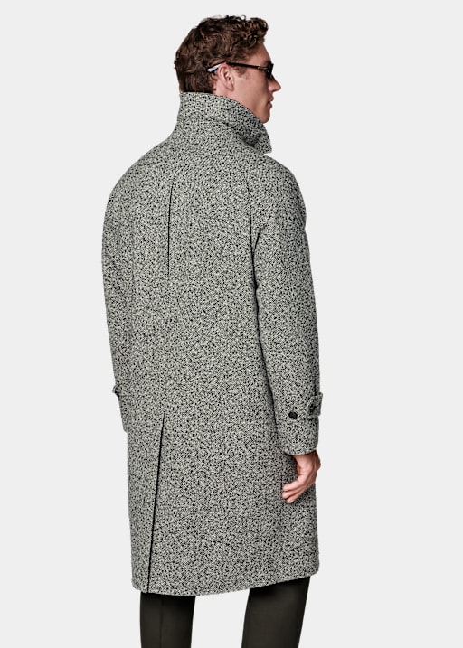 Manteau long raglan noir coupe d&eacute;contract&eacute;e