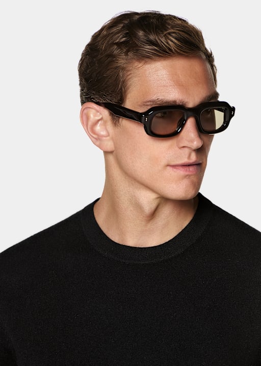 Black Short Sleeve Crewneck