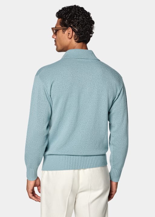 Polo azul claro de manga larga
