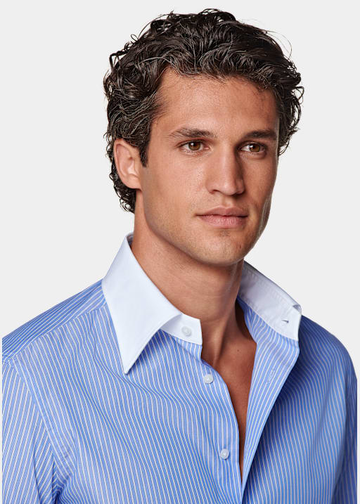 Camisa azul claro a rayas corte Tailored