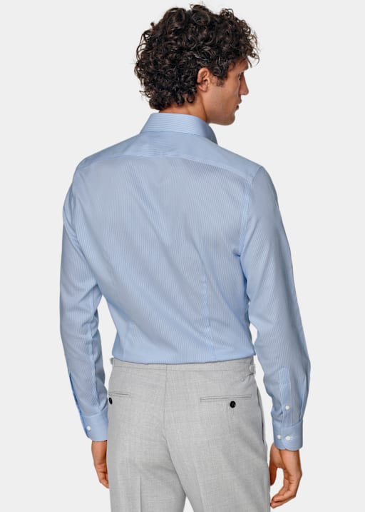 Chemise coupe très ajustée en twill bleu moyen à rayures