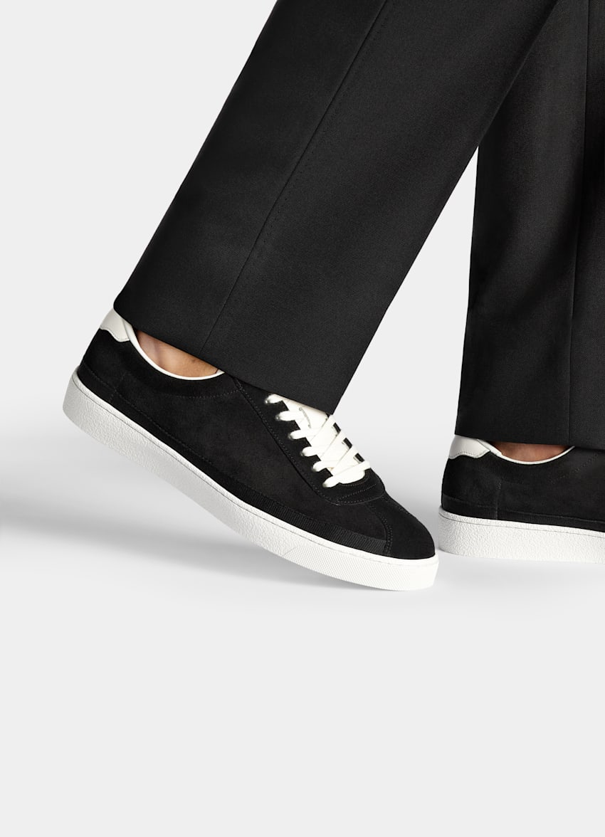 SUITSUPPLY Italienisches Kalbvelours Sneaker schwarz