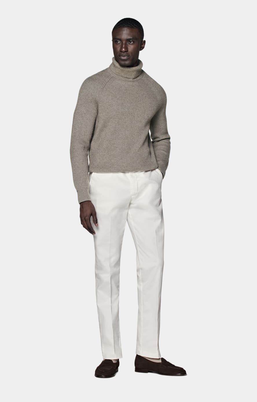 Off-White Slim Leg Straight Chinos
