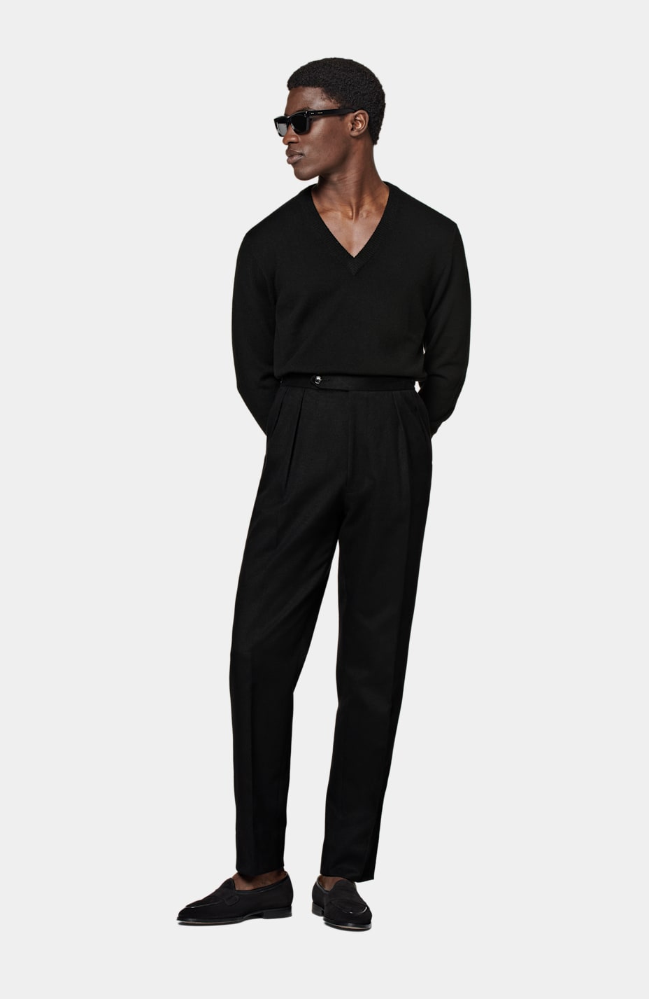 Black Pleated Mira Pants in Cotton Cashmere | SUITSUPPLY US