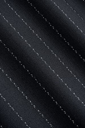 https://cdn.suitsupply.com/image/upload/c_fit,f_auto,h_450,q_auto:good,w_450/products/cm-sample/default/S2028I.218-1_23