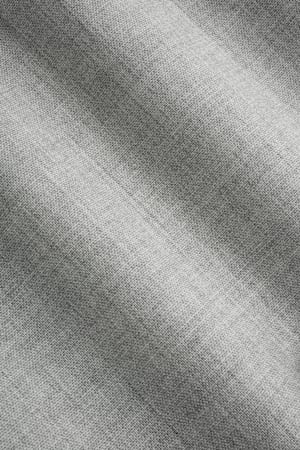 https://cdn.suitsupply.com/image/upload/c_fit,f_auto,h_450,q_auto:good,w_450/products/cm-sample/default/S320.701-2_23