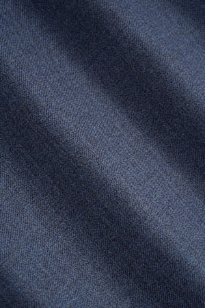 https://cdn.suitsupply.com/image/upload/c_fit,f_auto,h_450,q_auto:good,w_450/products/cm-sample/default/S322505-3_23