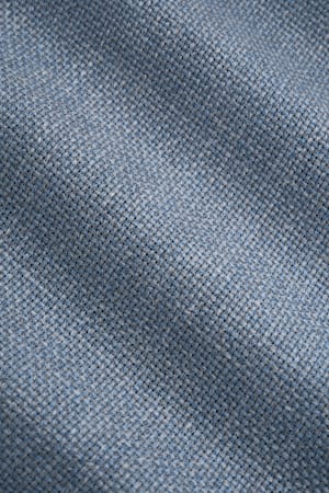 https://cdn.suitsupply.com/image/upload/c_fit,f_auto,h_450,q_auto:good,w_450/products/cm-sample/default/S42701-84_23