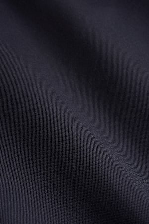 https://cdn.suitsupply.com/image/upload/c_fit,f_auto,h_450,q_auto:good,w_450/products/cm-sample/default/S513.361-225_23