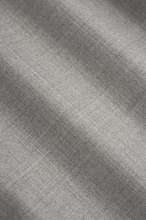 https://cdn.suitsupply.com/image/upload/c_fit,f_auto,h_450,q_auto:good,w_450/products/cm-sample/default/S513.701-1_23
