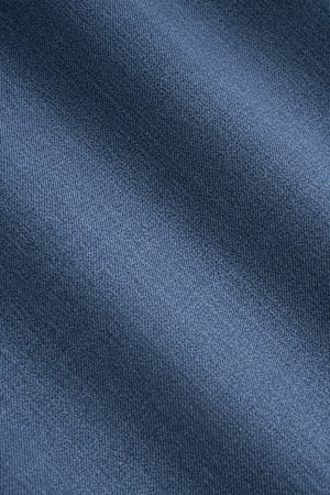 https://cdn.suitsupply.com/image/upload/c_fit,f_auto,h_450,q_auto:good,w_450/products/cm-sample/default/S587.801-589_23