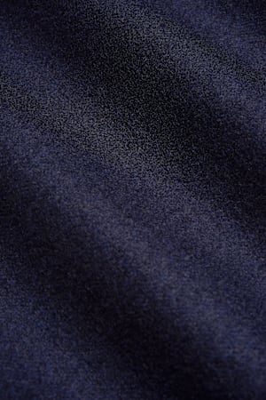 https://cdn.suitsupply.com/image/upload/c_fit,f_auto,h_450,q_auto:good,w_450/products/cm-sample/default/S81801-7_23