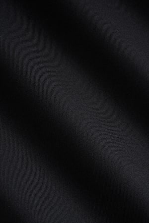 https://cdn.suitsupply.com/image/upload/c_fit,f_auto,h_450,q_auto:good,w_450/products/cm-sample/default/SA339.005-47_23