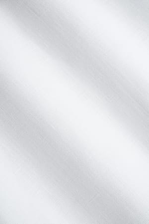 https://cdn.suitsupply.com/image/upload/c_fit,f_auto,h_450,q_auto:good,w_450/products/cm-sample/default/SF3192621.1_23