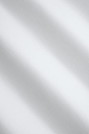 https://cdn.suitsupply.com/image/upload/c_fit,f_auto,h_450,q_auto:good,w_450/products/cm-sample/default/SF3280190.1_23