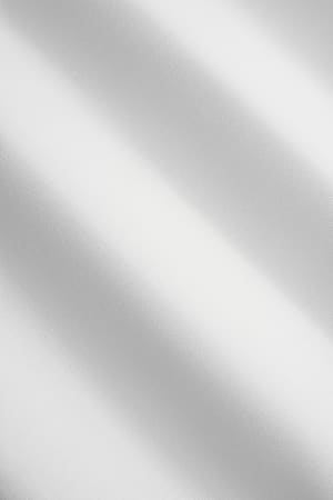 https://cdn.suitsupply.com/image/upload/c_fit,f_auto,h_450,q_auto:good,w_450/products/cm-sample/default/SF340782.1_23
