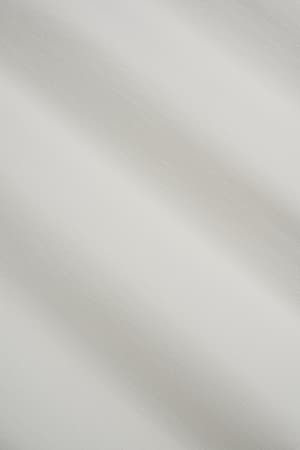 https://cdn.suitsupply.com/image/upload/c_fit,f_auto,h_450,q_auto:good,w_450/products/cm-sample/default/SF344018.3_23