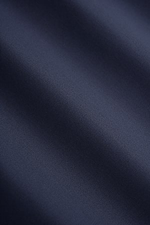 https://cdn.suitsupply.com/image/upload/c_fit,f_auto,h_450,q_auto:good,w_450/products/cm-sample/default/SF397402.19_23