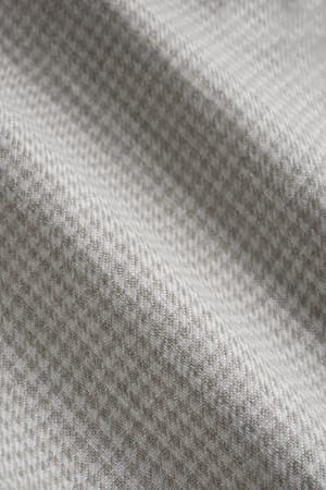 https://cdn.suitsupply.com/image/upload/c_fit,f_auto,h_450,q_auto:good,w_450/products/cm-sample/default/SS00659.6-1_23