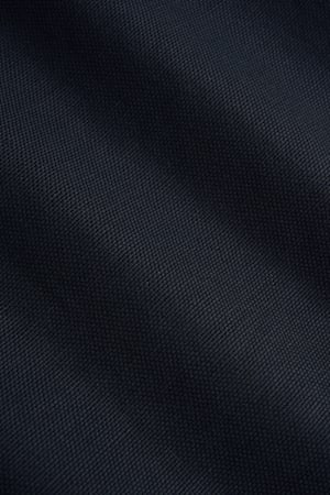 https://cdn.suitsupply.com/image/upload/c_fit,f_auto,h_450,q_auto:good,w_450/products/cm-sample/default/SS10351.2-3_23