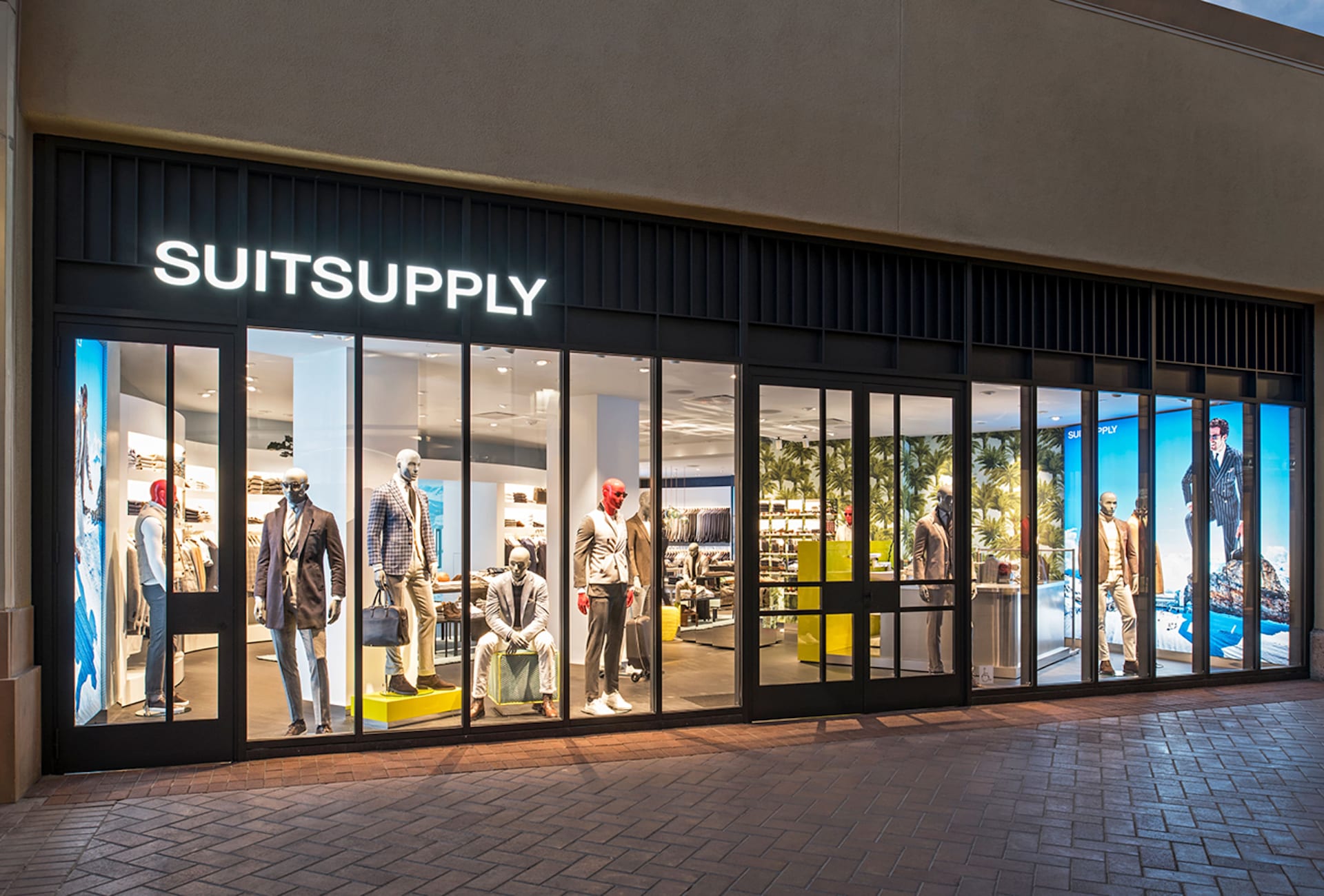 Suitsupply Newport Beach