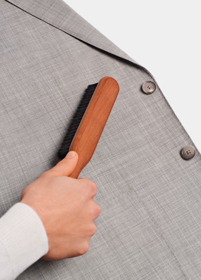 suit brush